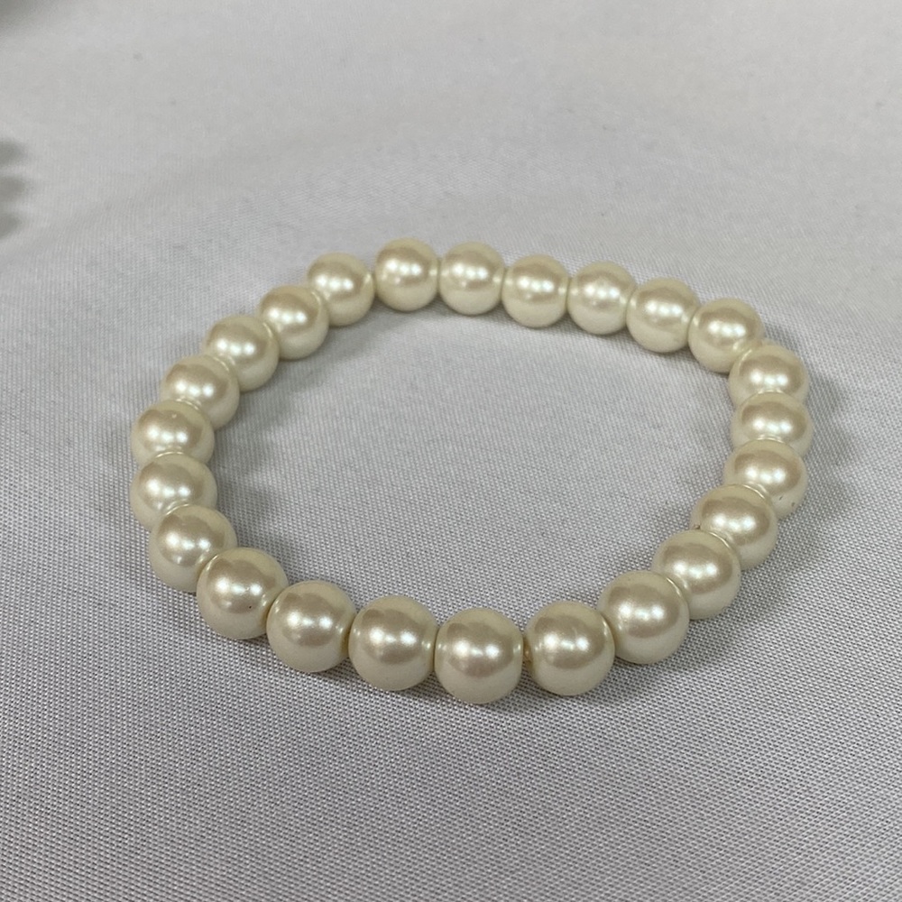 Set of 4 pearl bead and rhinestone bracelets - Picture 4 of 6
